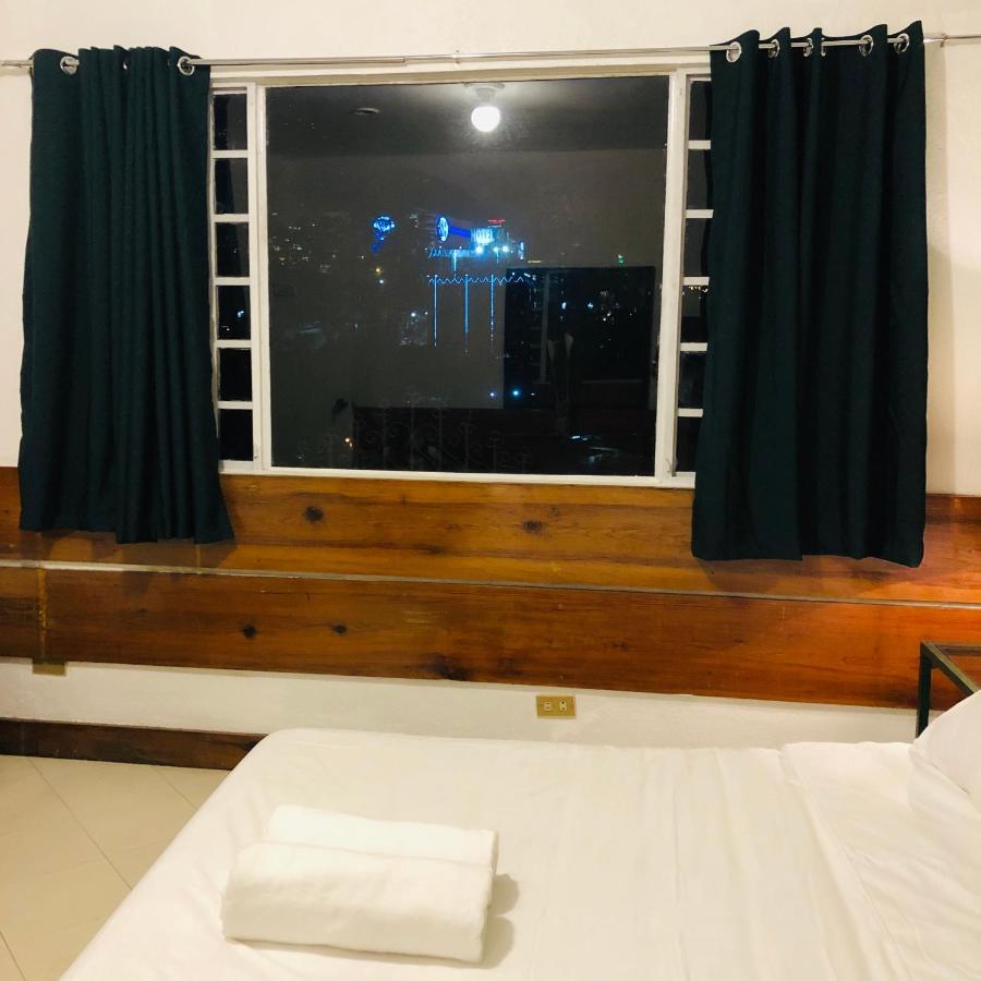 Готель Casa Generosa Baguio City Екстер'єр фото