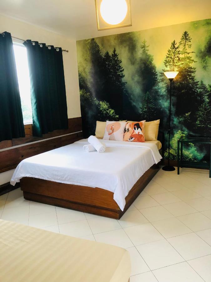 Готель Casa Generosa Baguio City Екстер'єр фото